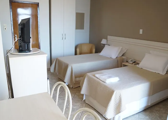 Manhuacu Center Hotel